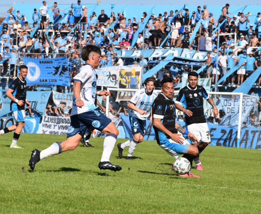 LA CREMA SUMÓ UN NUEVO EMPATE Y SIGUE COMPROMETIENDO SU PERMANENCIA EN LA CATEGORÍA