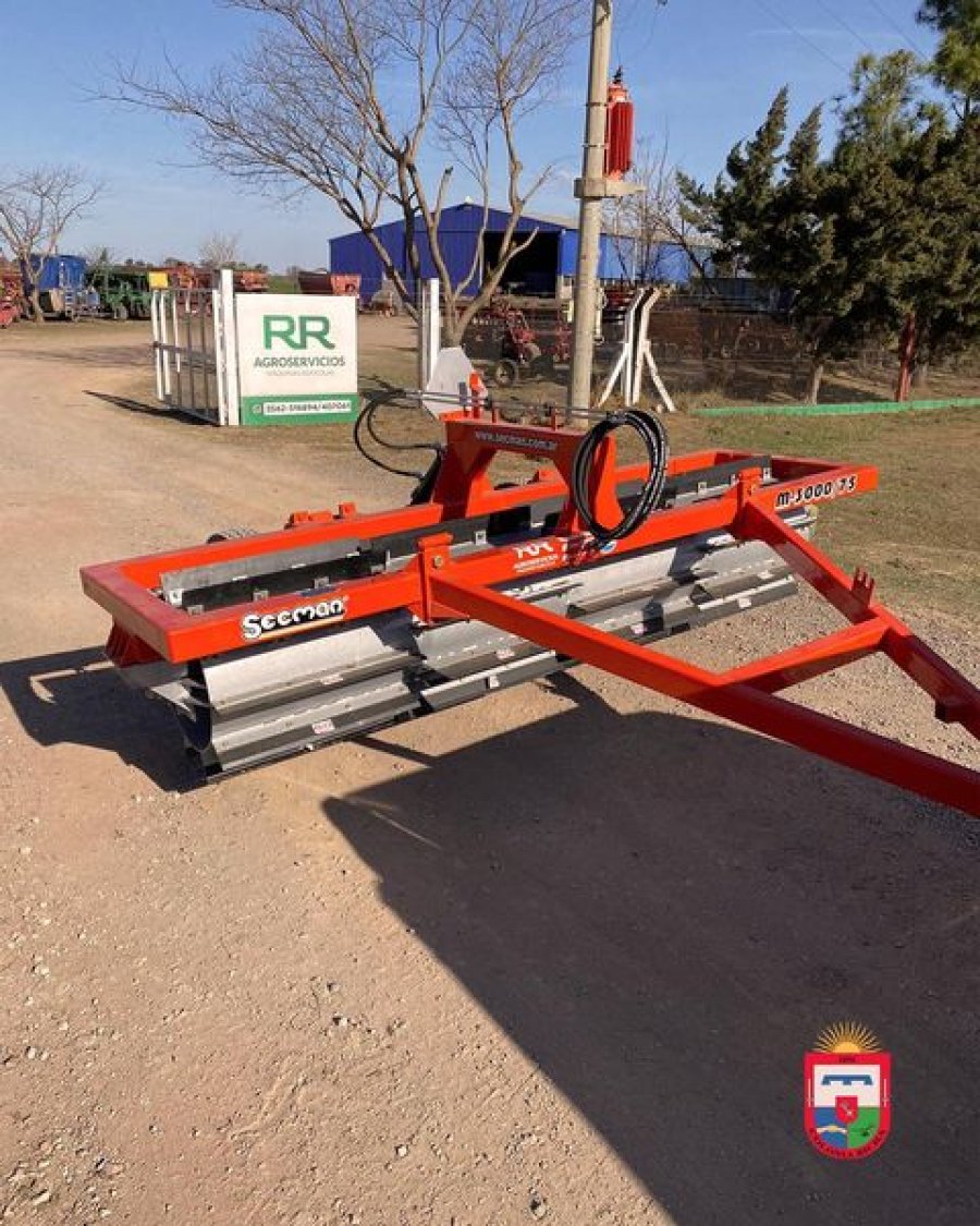 La nueva herramienta incorporada al parque de maquinarias comunal.