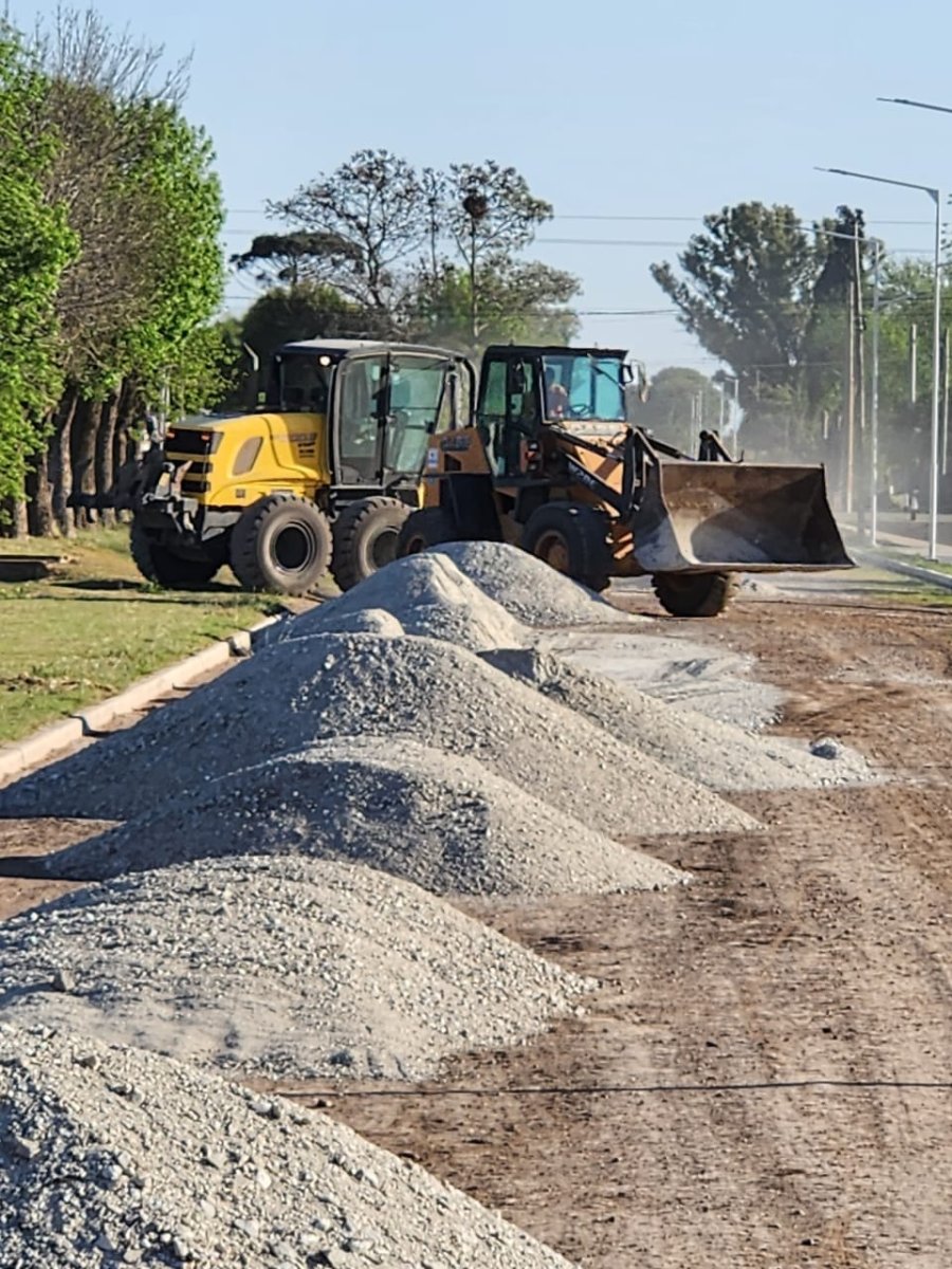 Cuadrillas de obreros comunales est&aacute;n trabajando en cinco calles.