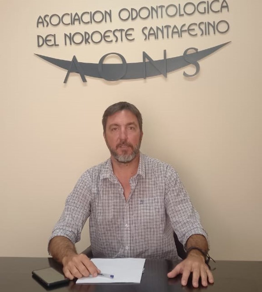 Mat&iacute;as Seffino, presidente de la Asociaci&oacute;n Odontol&oacute;gica del Noroeste Santafesino.