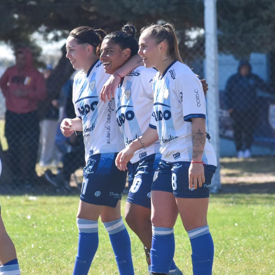 LAS CHICAS DE LA CREMA SE MIDEN ESTE SÁBADO CON VÉLEZ