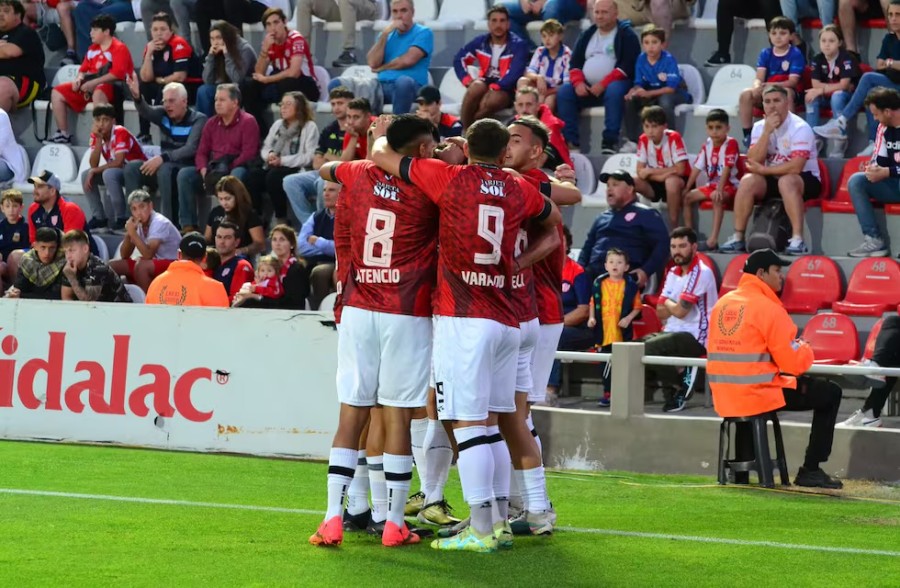Central Córdoba superó a Unión en Santa Fe