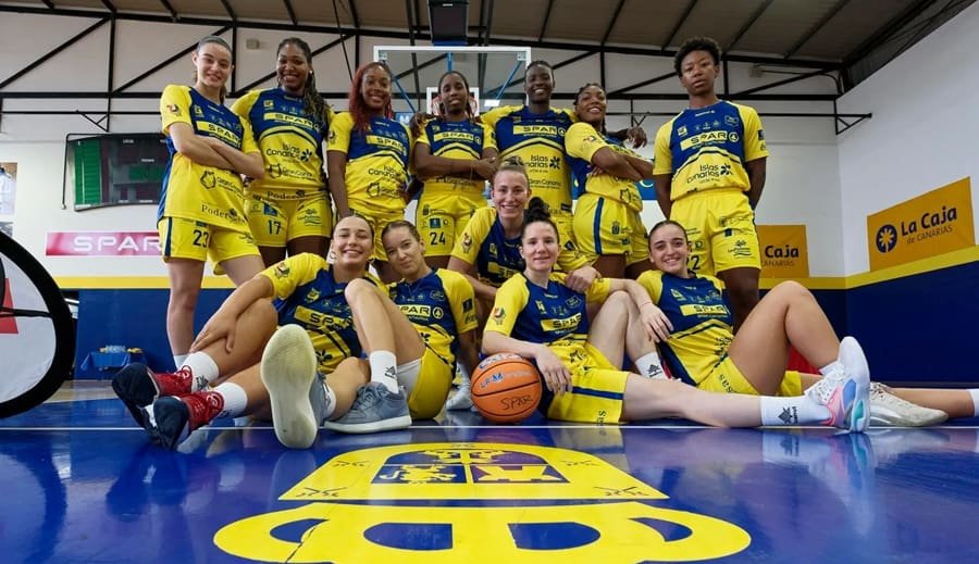 NUEVO DESAFIO. La rafaelina y sus compañeras.