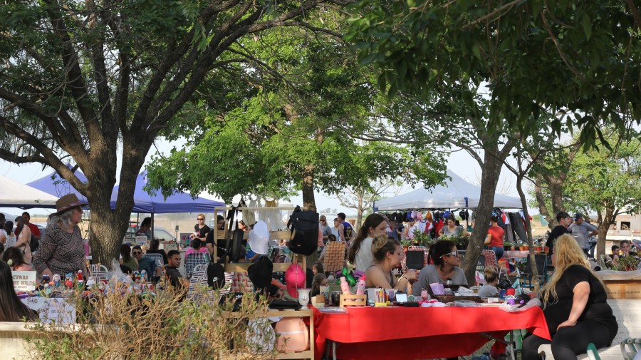 Feria Ruta 70, una de las actividades en adhesi&oacute;n a la Fiesta Patronal.