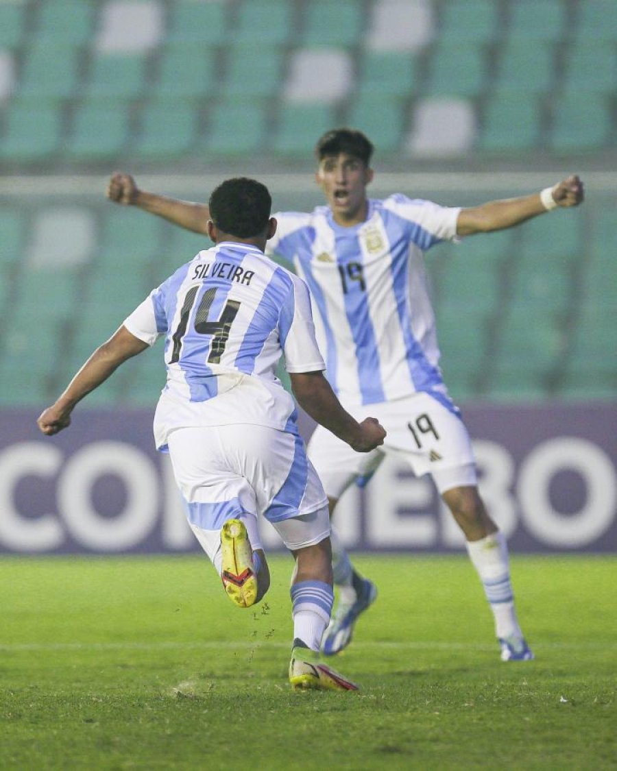 DEBUT CON EL PIE DERECHO PARA EL SUB15 ARGENTINO