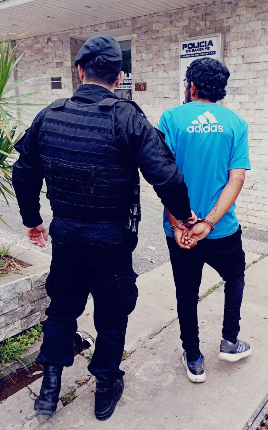 El detenido por amenazas fue trasladado a sede de la Comisaría 1a en primer término y luego a la Alcaidía de la UR V.