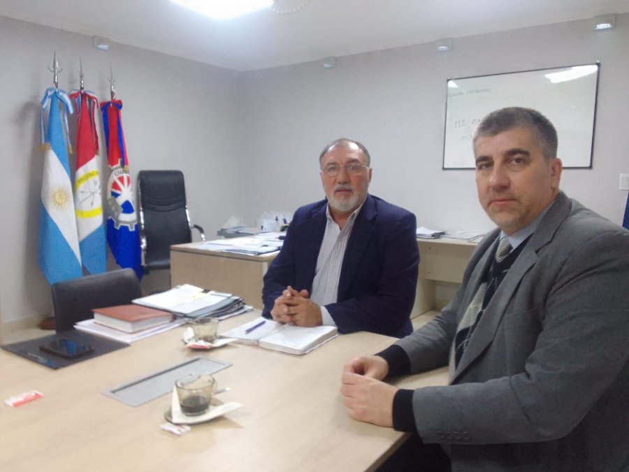 Oscar Alfredo Martínez junto a Carlos María Vottero, fiscal regional 5.