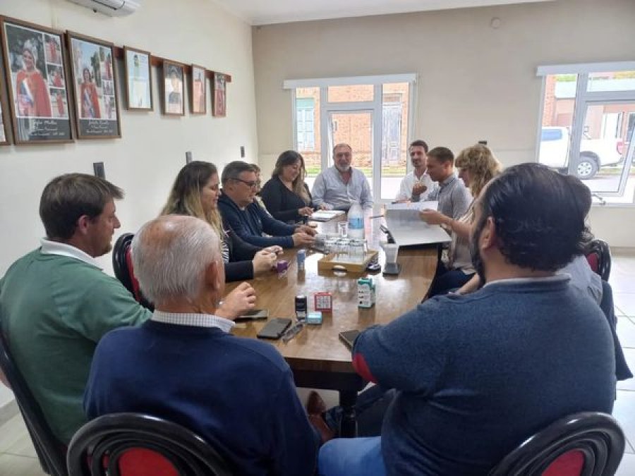 Vista general del encuentro en el que se conocieron las novedades de la planta.