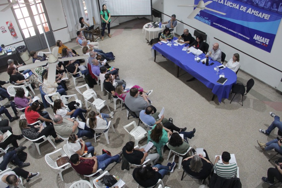 Rodrigo Alonso presidi&oacute; la asamblea provincial de AMSAFE.