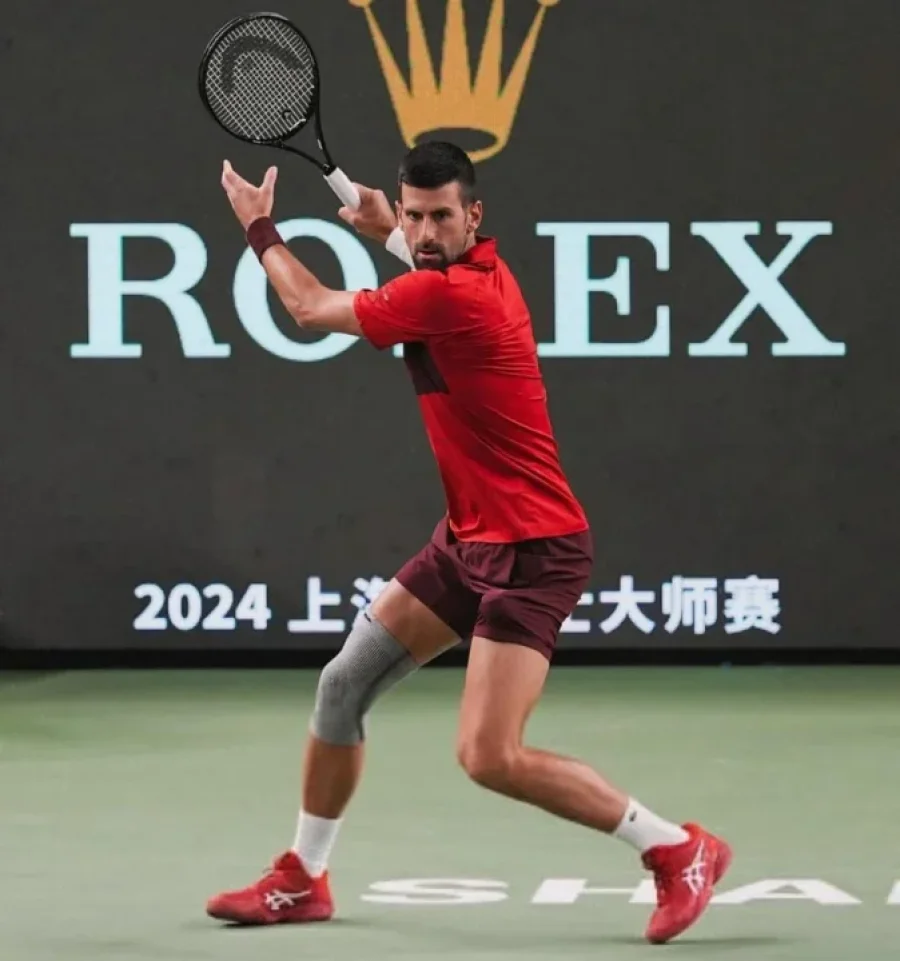 Novak Djokovic en la semifinal del Masters 1000 de Shanghái.