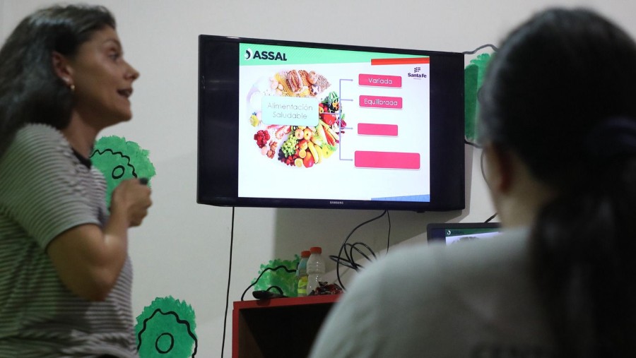 La Agencia Santafesina de Seguridad Alimentaria (Assal) otorg&oacute; ese carnet, a partir de 1.126 capacitaciones.