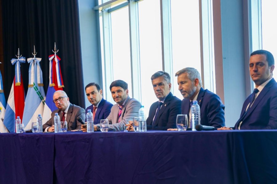 Los mandatarios de las provincias que integrar&aacute;n la Regi&oacute;n Litoral.