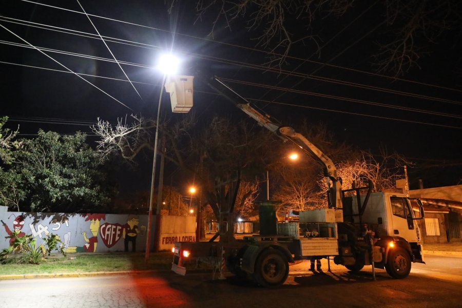 Rafaela avanza hacia una ciudad m&aacute;s iluminada y sostenible con luces LED.