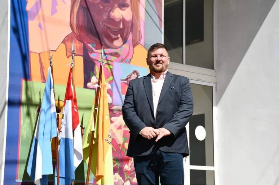 PABLO PINOTTI. Feliz el d&iacute;a de su asunci&oacute;n como Intendente.