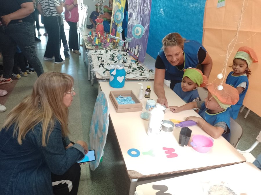 Un momento de la presentaci&oacute;n del proyecto de los peque&ntilde;os.