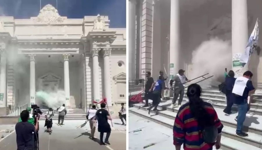 LEGISLATURA DE SANTA FE. Arrojaron "hierros, piedras, botellas y bombas de estruendo" contra el edificio, entre otros daños mayores.