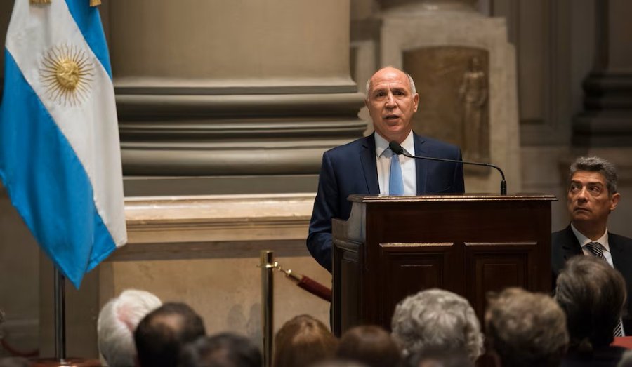 LECTURA. "En Argentina hay un problema claro de dise&ntilde;o institucional: hay triunfos individuales y fracasos colectivos", expres&oacute; el Dr. Lorenzetti.