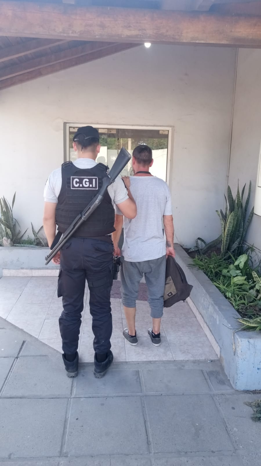 APREHENDIDO. El sujeto portaba un cuchillo casero