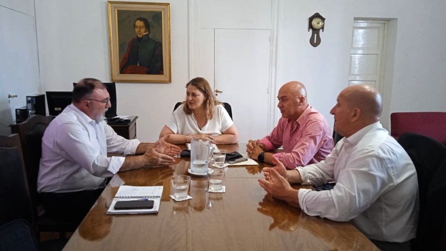 Oscar Mart&iacute;nez, Silvia Ciancio, Marcelo Dellaporta y Fabio Milanesio en el reciente encuentro.