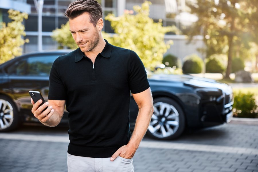 Totalmente incluidos con la compra del vehículo, sin cargos ni abonos extra.