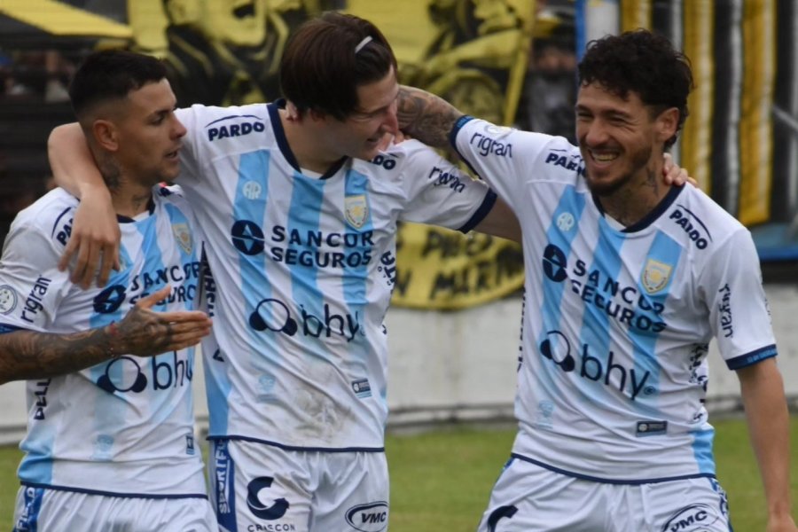 LA &Uacute;LTIMA ESPERANZA. Atl&eacute;tico de Rafaela visita este s&aacute;bado a Estudiantes de R&iacute;o Cuarto con la ilusi&oacute;n de conseguir el resultado que le permita jugar la promoci&oacute;n y no descender.