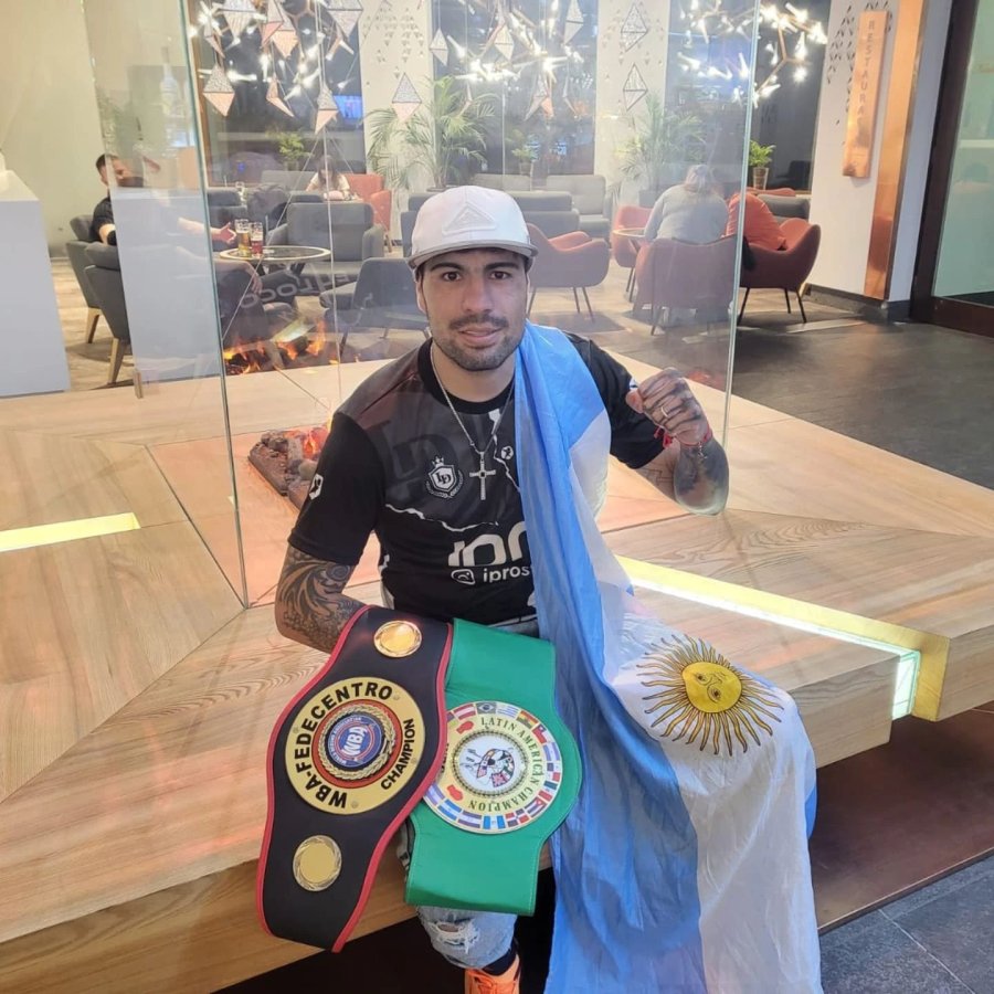 ILUSIONADO. El boxeador de nuestra ciudad ante una nueva posibilidad internacional.