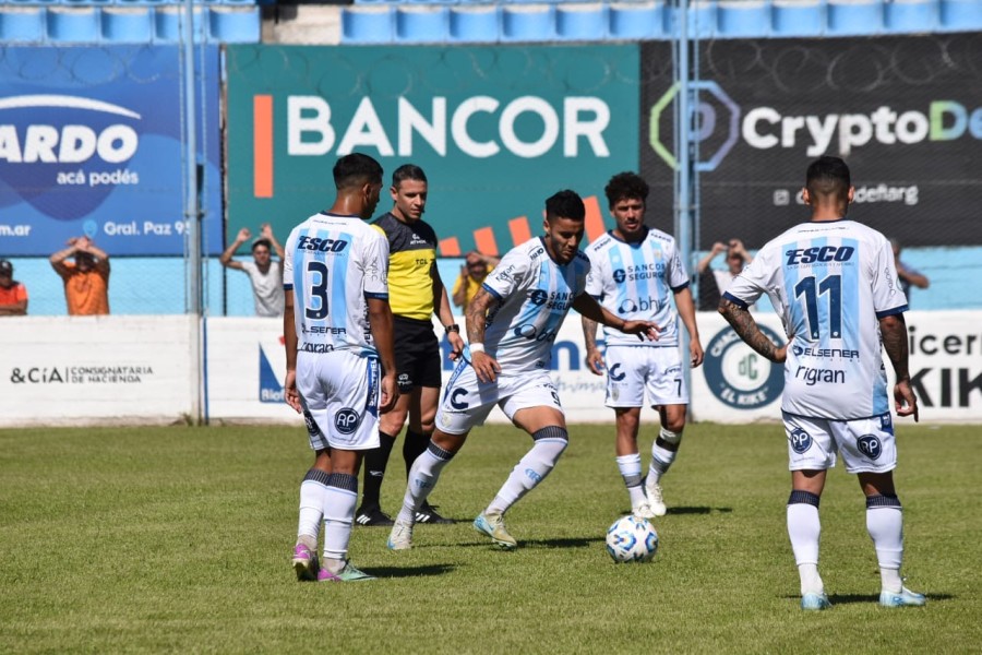 La Crema no pudo pasar del cero con Estudiantes en Río Cuarto