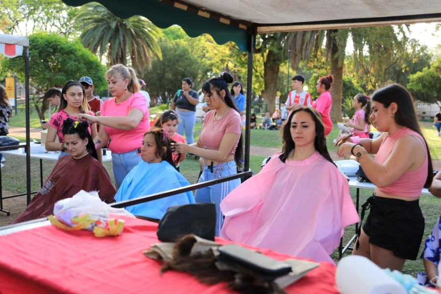 Fue en el marco de la campa&ntilde;a Octubre Rosa para la prevenci&oacute;n del c&aacute;ncer de mama.