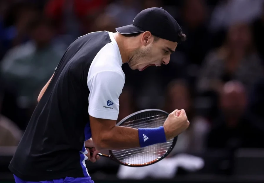 PRIMER PASO. Fran Cerúndolo arrancó bien en París.