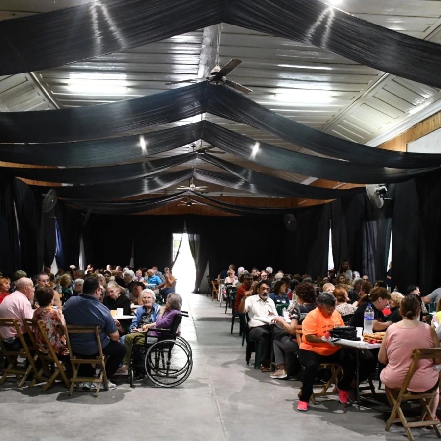 Vista general del sal&oacute;n.