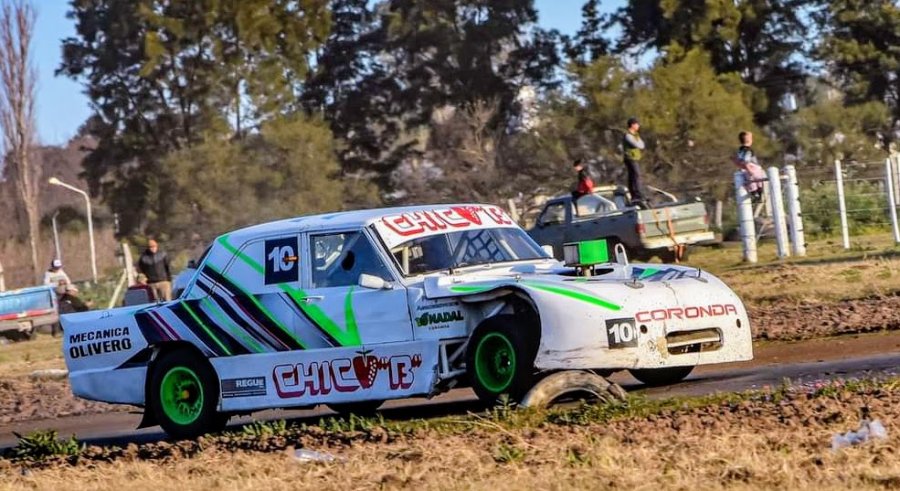 Nino Bertinetti inscribió su nombre como ganador en la categoría TC 4000.