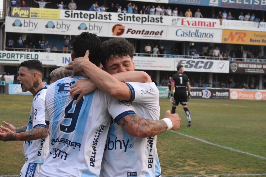 EN SAN NICOLÁS.  La Crema irá en busca de una alegría y la posibilidad de alcanzar la Promoción para soñar con la permanencia en la Primera Nacional.