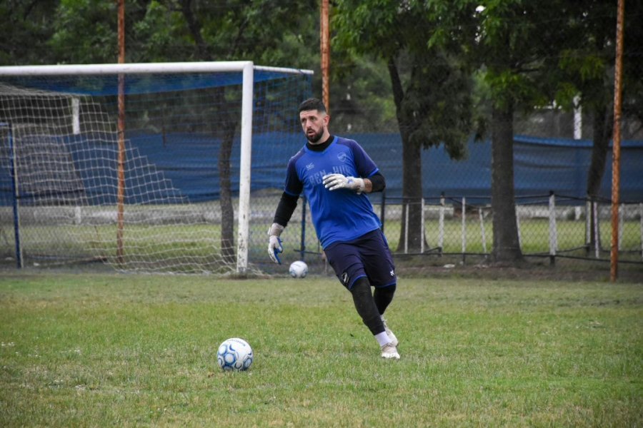 ARQUERO. Matías Astrada está invicto en el torneo.