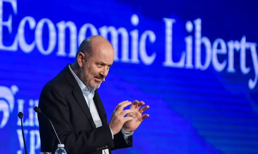 El ministro de Desregulaci&oacute;n, Federico Sturzenegger.