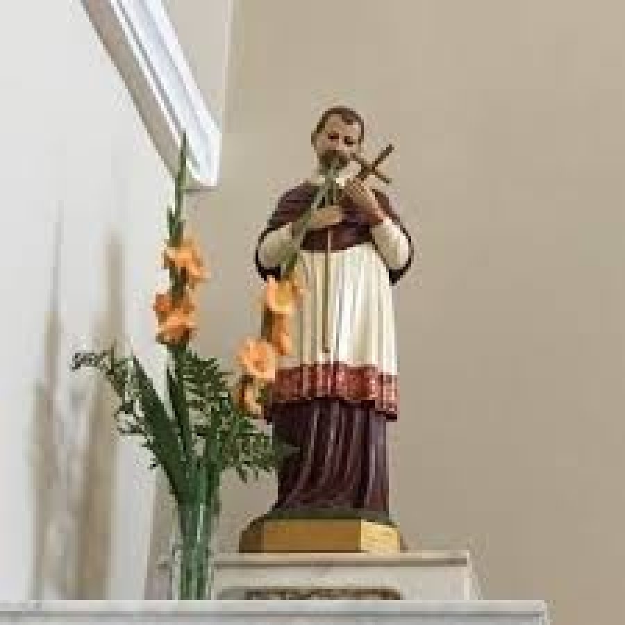 La imagen del patrono en el templo parroquial San Carlos Borromeo.