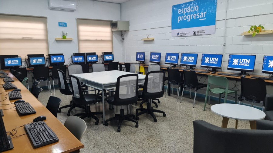 La iniciativa busca brindar un apoyo integral a los estudiantes. 