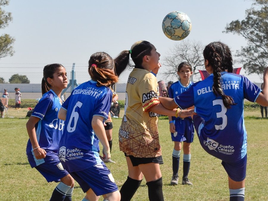 SE VIENE EL SUEÑO CELESTE EN SU PRIMERA VEZ, DE MANERA EXCLUSIVA, FEMENINO.