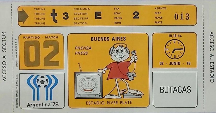 ENTRADA. Obligatoria para acompa&ntilde;ar a la credencial en el ingreso al estadio Monumental.