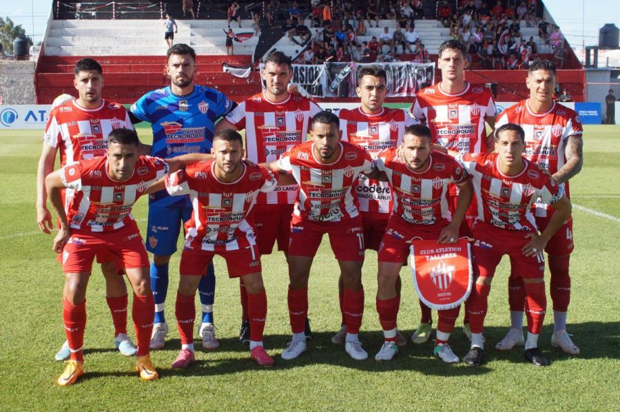 EL RIVAL. Talleres de Remedios de Escalada también luchará por quedarse en la Primera Nacional.