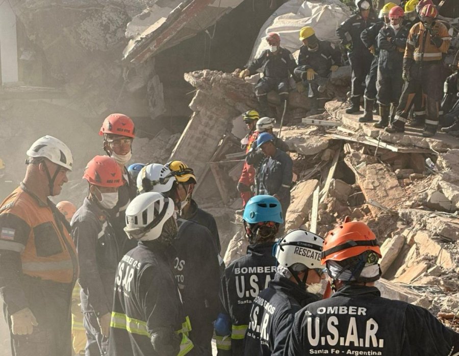 La delegación partió el 4 de noviembre desde Rosario y movilizó más de 60 personas en 12 camionetas y 3 camiones.