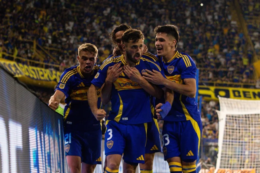 BOCA VISITA A SARMIENTO EN JUNÍN
