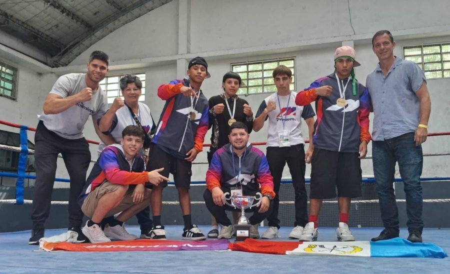 BOXEO. El rafaelino Mauro Lobos fue uno de los entrenadores, con varios éxitos.