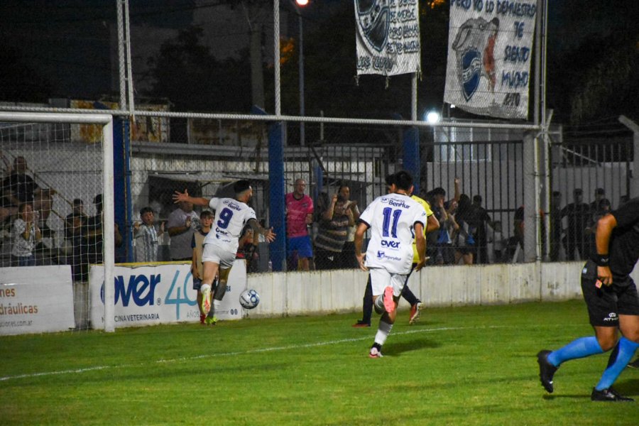 EL PRIMERO. Fue de Joaquín Molina, de penal.