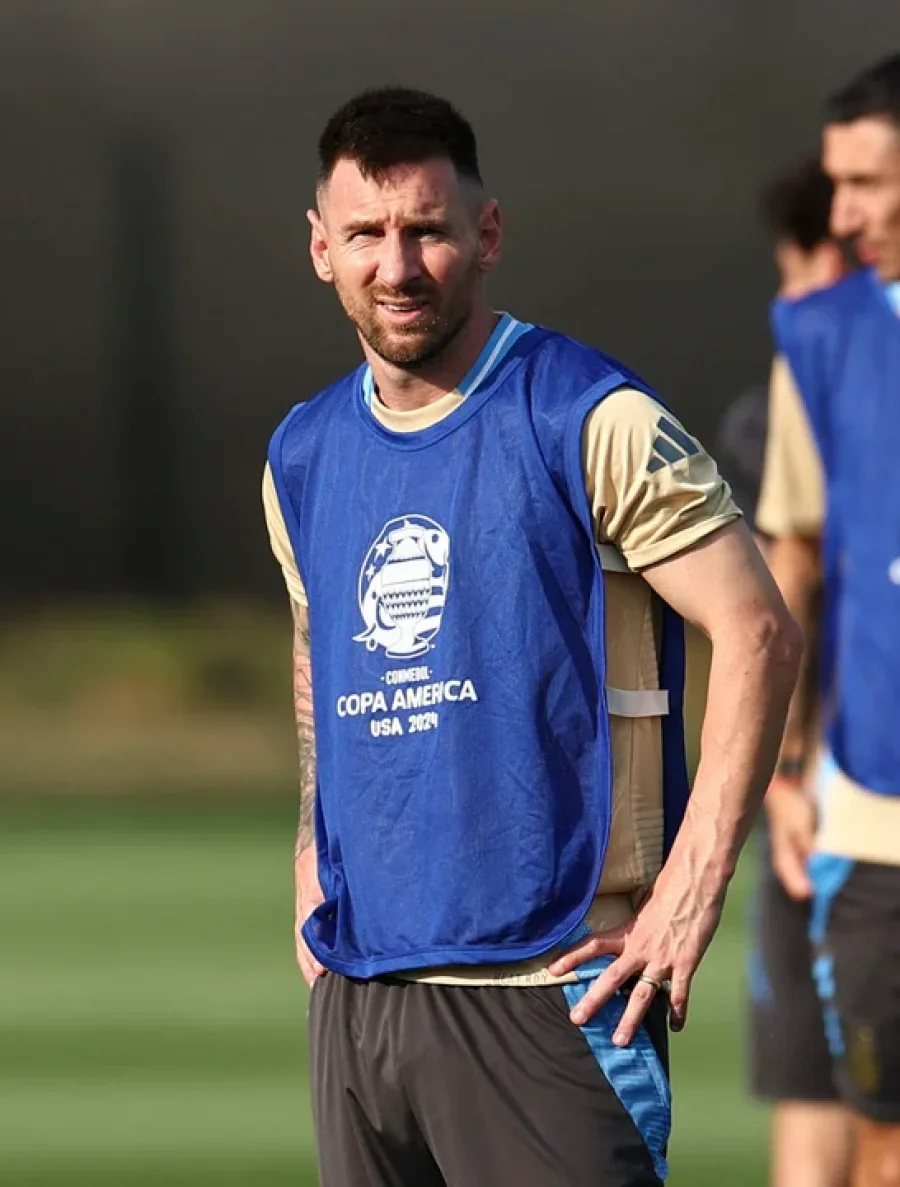 SE VIENE UNA DOBLE FECHA DE ELIMINATORIAS Y MESSI YA ESTÁ EN EL PAÍS