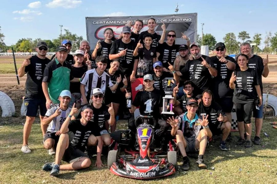 Agustín Werlen acompañado por su equipo y colaboradores en Ramona.