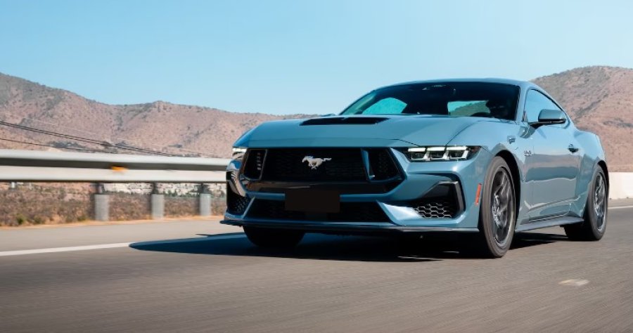 NUEVO. Se renovó el mítico deportivo de la marca del óvalo.