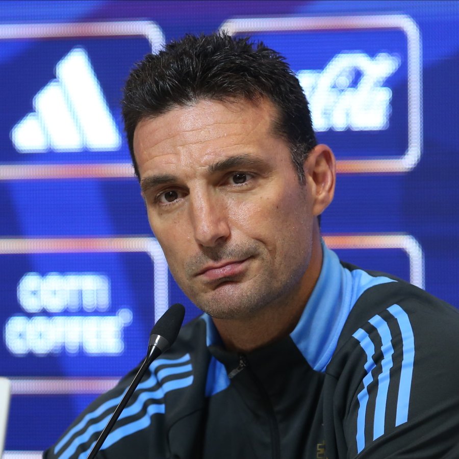 DT. Ya piensa en el partido con Perú.