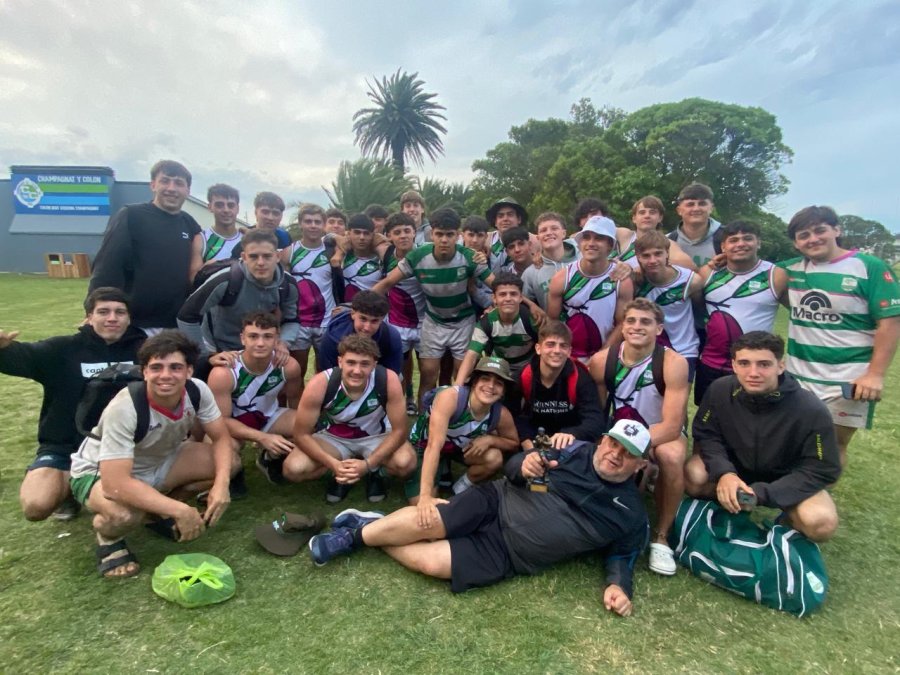 DESPEDIDA FELIZ. Fue el último torneo del año con una gran alegría.