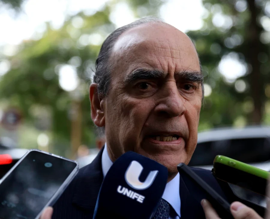 El jefe de Gabinete, Guillermo Francos.