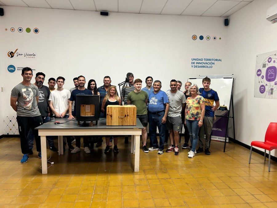 El grupo que concluyó su capacitación.